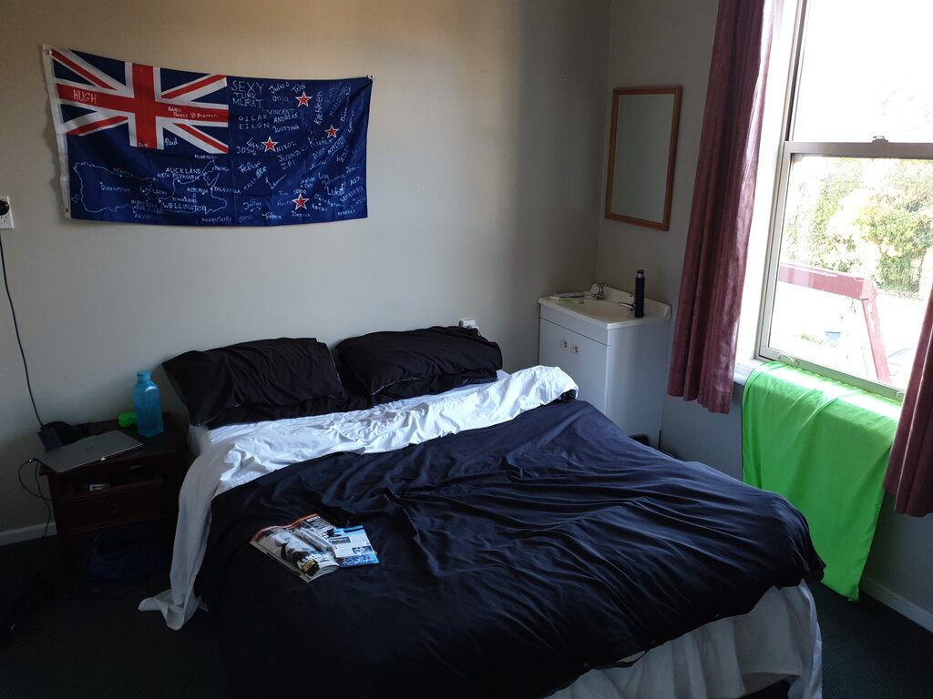 Mein Zimmer habe ich sogar etwas dekoriert.