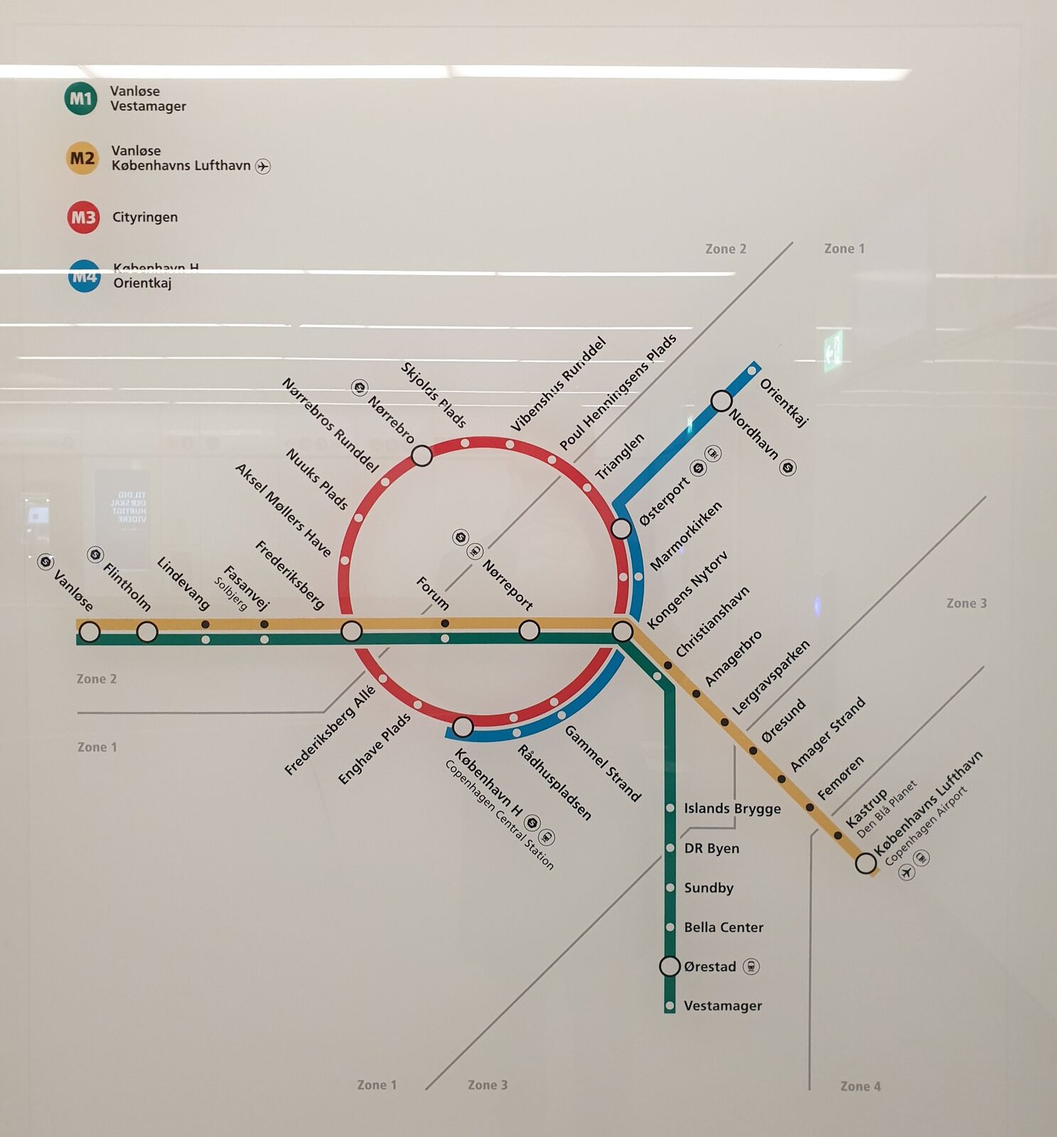 Map of the fully automatic, reliable metro network